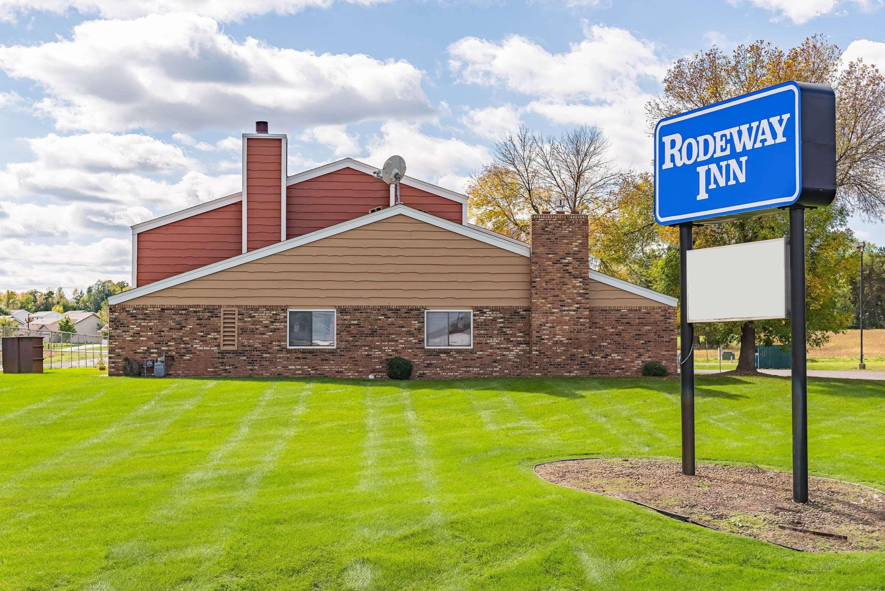Rodeway Inn Saint Joseph Exterior foto